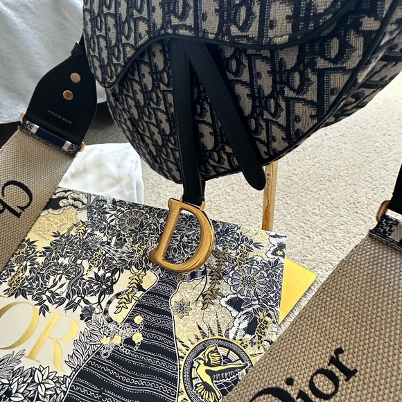 Dior saddle oblique with embroidered strap - Picture 3 of 7